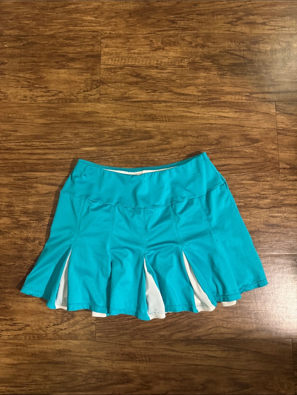 Tail skirt size xs